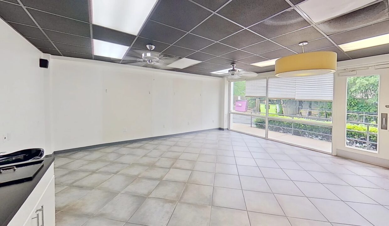 Salon.3